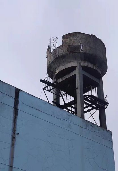 煙囪拆除，水塔拆除